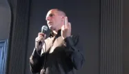 Un présentateur allemand truque une vidéo de Varoufakis