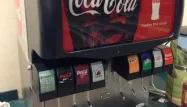 Les fontaines à sodas en libre service interdites en France