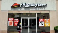 La femme a passé commande à Pizza Hut, qui a ensuite appelé les secours (illustration)