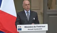 Cazeneuve : "Rien ni personne n’empêchera les Français de vivre debout et libre"