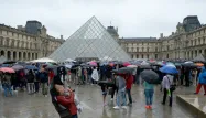 Louvre 1280x640/ MIGUEL MEDINA / AFP