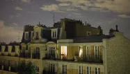 Paris nuit aube immeuble