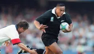 Rugby : Jonah Lomu tué par un caillot formé lors d'un vol en avion ?