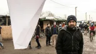 Des migrants dans la "jungle" de Calais (Nord), le 17 décembre