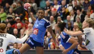 Mondial de hand : les Françaises battent l'Allemagne d'entrée
