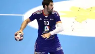 Les handballeurs français ont aisément battu (39-30)  le Bélarus mardi, pour signer une cinquième victoire en cinq matches qui les qualifie quasiment en demi-finales de l'Euro-2014 au Danemark.