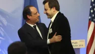 Les dessous du câlin entre François Hollande et un "pigeon"