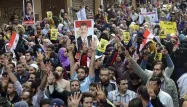 Plus de 500 partisans du président islamiste déchu Mohamed Morsi ont été condamnés à mort en première instance.