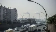 Matignon a annoncé que la circulation serait alternée à Paris et dans la petite couronne lundi matin en raison du pic de pollution.
