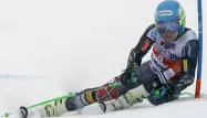 Il signe sa 21e victoire en Coupe du monde, toutes conquises en slalom géant, exceptée sa victoire à Wengen en janvier en super-combiné.