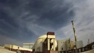 La Russie a déjà construit une centrale de 1.000 mégawatts pour les Iraniens, livrée en septembre 2013.