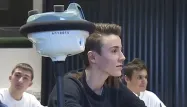 L'initiative suit l'annonce fin janvier, par la même société, de l'expérimentation à partir de la rentrée prochaine d'un "robot-lycéen", fonctionnant sur le même principe, dans trois lycées de Rhône-Alpes.