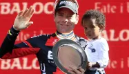 Cadel Evans conserve la tête du classement général avant la journée de repos.
