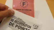 Pétition pour retirer le permis d’un septuagénaire