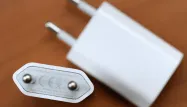 iPhone : des chargeurs défectueux rappelés