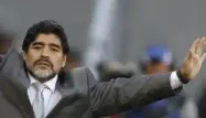 "Je ne regarderai plus les matches du Brésil au stade", a dit Maradona après sa mésaventure.
