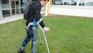 Les exosquelettes permettent aux paralysés de marcher et de commander leurs jambes par la pensée.