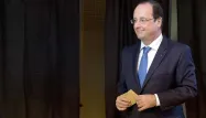 Hollande rencontrera les parlementaires PS avant fin juin