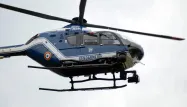 La victime qui a été grièvement blessée a été transférée par hélicoptère. (photo d'illustration)