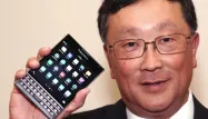PHOTO - BlackBerry Passport, un smartphone carré