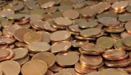 Elle paye ses impôts avec 30 kilos de pièces jaunes