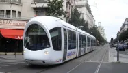 Lyon : les contrôleurs du tram arrêtent un violeur présumé