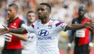 Équipe de France : Lacazette, Perrin et Guilavogui convoqués