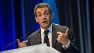 Nicolas Sarkozy dénonce le "mensonge" du pouvoir