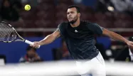 Coupe Davis : Tsonga renvoie la balle à Noah