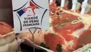 Sauf pour le porc, le moins cher, les ventes de viande chutent partout.