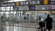 Tel-Aviv : à l'aéroport, on lit vos mails