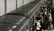 Moscou : bloqués une heure dans le métro