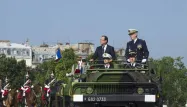 14 juillet : Hollande sifflé sur les Champs-Elysées