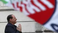 Bain de foule militant pour Silvio Berlusconi