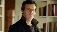 Jean-Luc Reichmann dans "Léo Mattéï, brigade des mineurs" sur TF1.