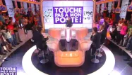"Touche pas à mon poste !", présenté par Cyril Hanouna, est l'émission phare de D8.