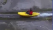 VIDEO. Descente en kayak à 56km/h
