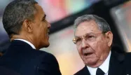 Mardi, Barack Obama a serré la main à Raul Castro, le président cubain, lors de la cérémonie d'hommage à Nelson Mandela, à Soweto.