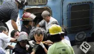 Le train n'a pas freiné en entrant en gare à Buenos Aires. 49 passagers sont morts et au moins 550 sont blessés.