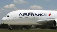 Air France prévoit d'annuler la moitié de ses vols long-courriers mardi, et 70% de ses court et moyen-courriers.