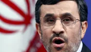 Mahmoud Ahmadinejad a annoncé la mise en activité de 3.000 nouvelles centrifugeuses