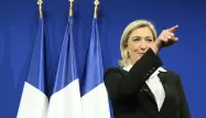 Le Pen : "arrêtez d'insulter mes électeurs"