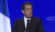 Nicolas Sarkozy a affirmé jeudi que la feuille de route présentée mercredi par son challenger socialiste François Hollande pour la première année de son quinquennat s'il est élu est "une forme de mépris pour l'électeur".