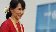 Aung San Suu Kyi élue députée en Birmanie