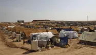 Des milliers de réfugiés syriens traversent la frontière jordanienne chaque jour. Le premier camp officiel a été créé dimanche.