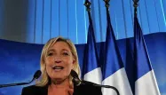 Le Pen et sa "petite fille bourgeoise"