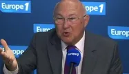 Michel Sapin, le ministre du Travail, veut protéger les entrepreneurs qui "créent de la richesse"