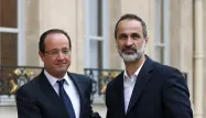 François Hollande a annoncé samedi que la France allait accueillir un ambassadeur de la nouvelle coalition.