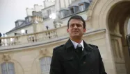 Voitures brûlées : Valls donnera le chiffre