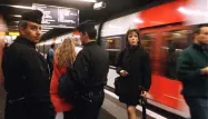 Le "pousseur" du RER devant la justice